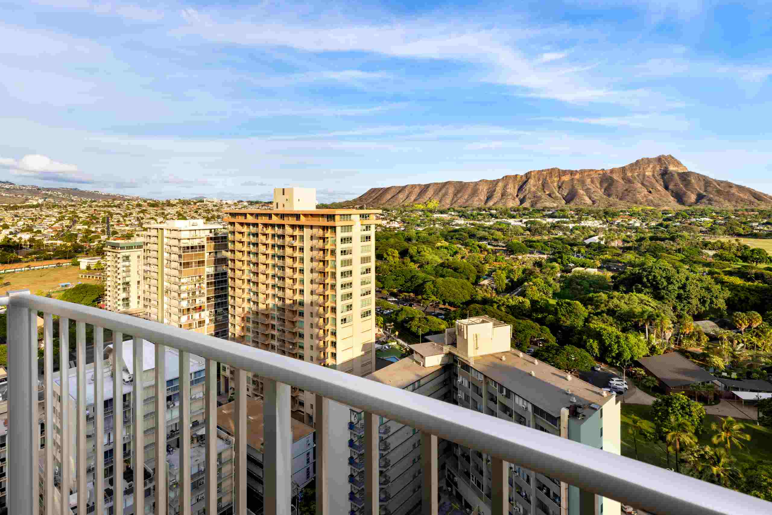 Diamond Head View Triple Doubles 5