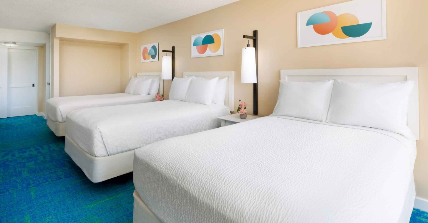 Diamond Head View Triple Doubles 2