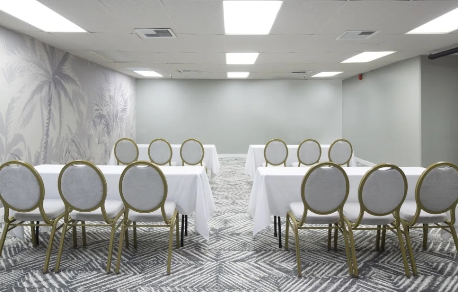Lokahi Meeting Room