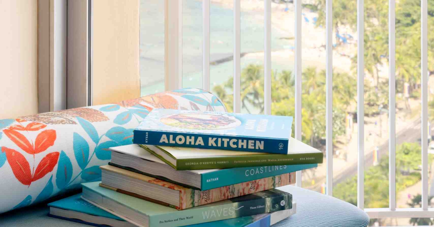 The Twin Fin Hotel Gallery Waikiki Beach Hotel