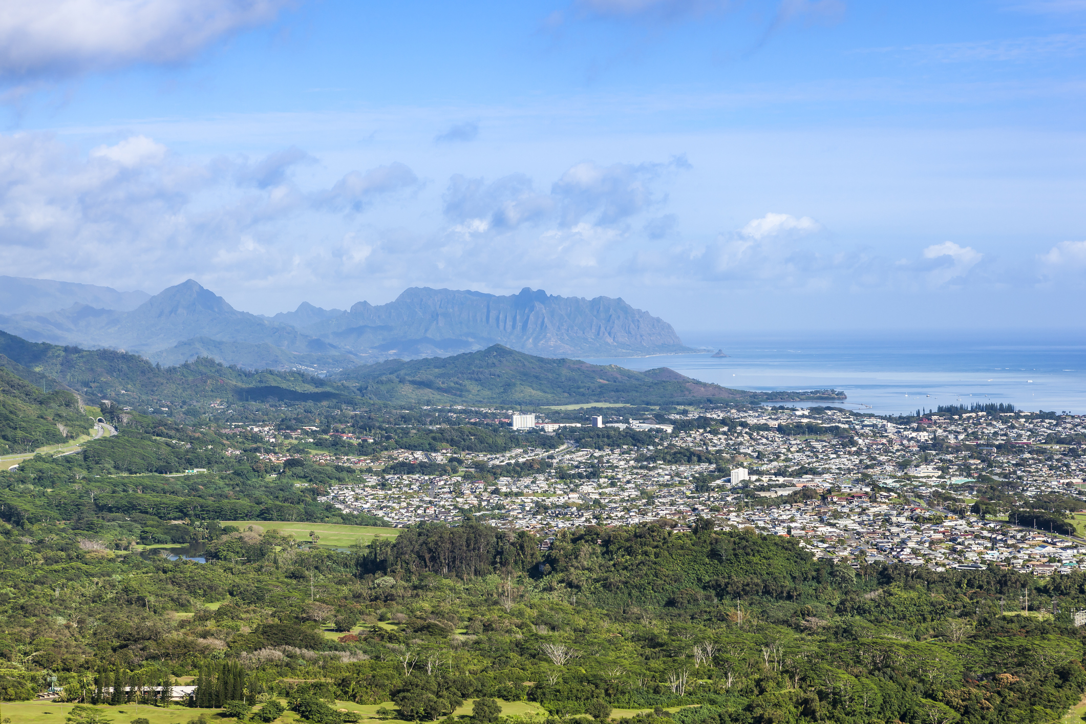 Panoramic view of Oahu from Pali lookout, Hawaii islands