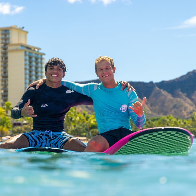 Surf & Stay | Check-In, Paddle-Out