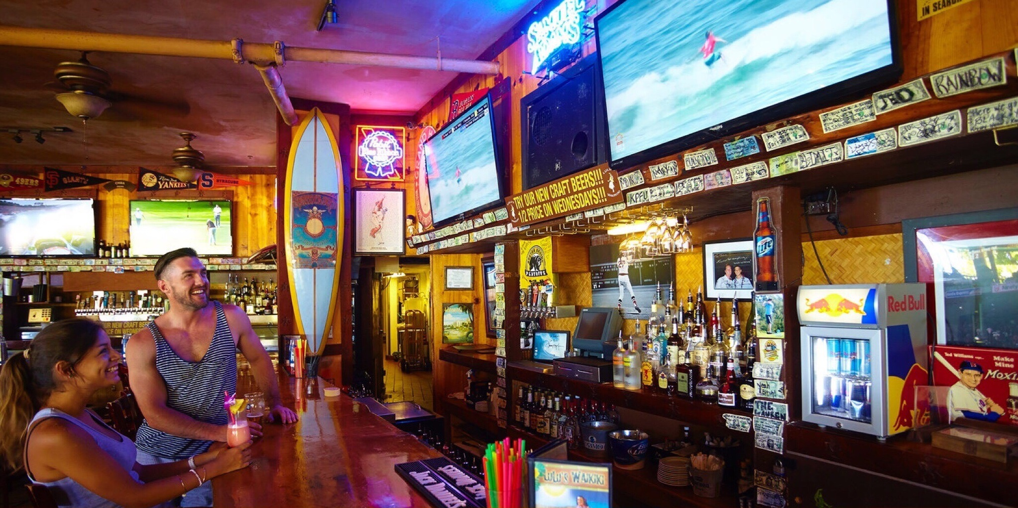 The Twin Fin Hotel — photo 47 of 60