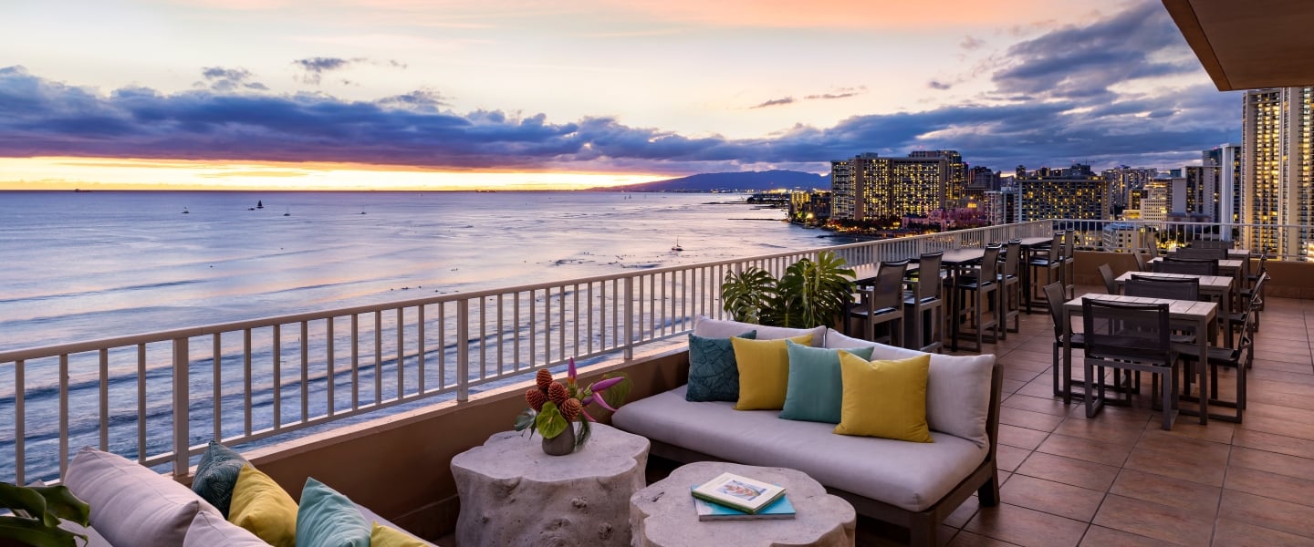 Coconut Club lanai at sunset